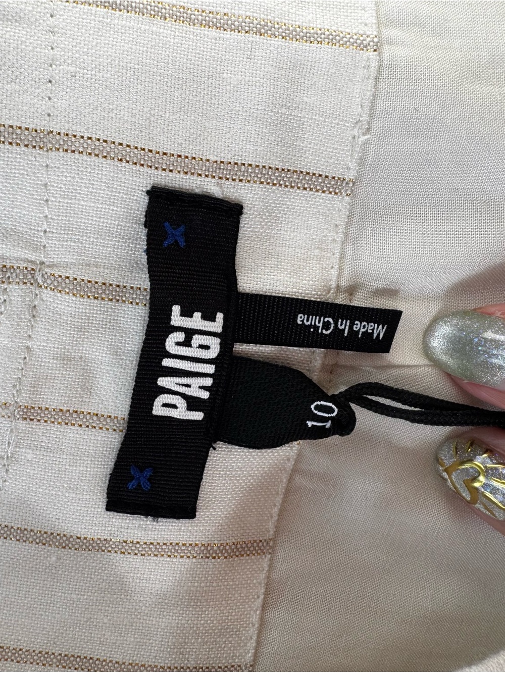 Paige New with Tags Siesta Cream & Gold Metallic Stripe Shorts 10 - Picture 5 of 6